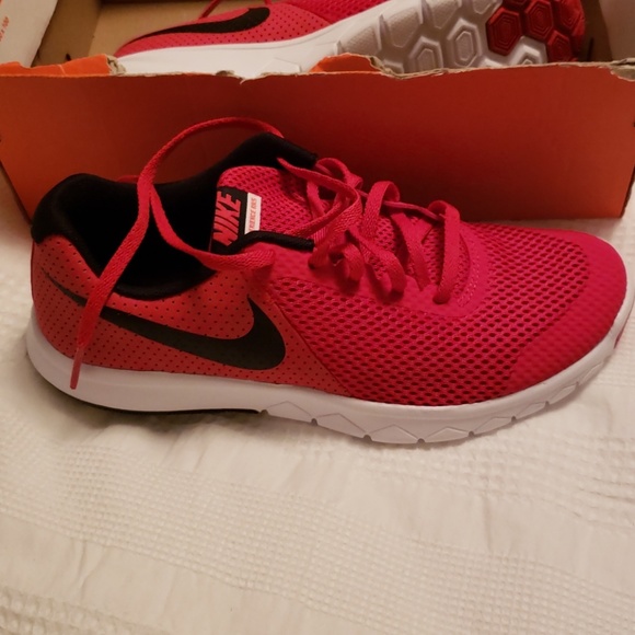 Nike Other - Nike Flex Experience 5
